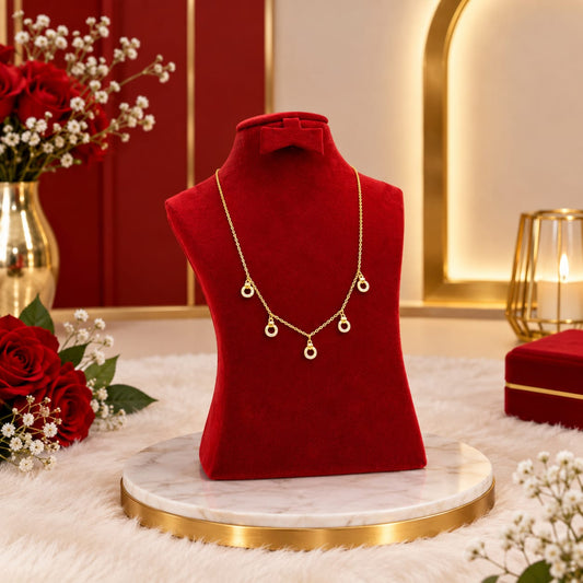 charm necklce